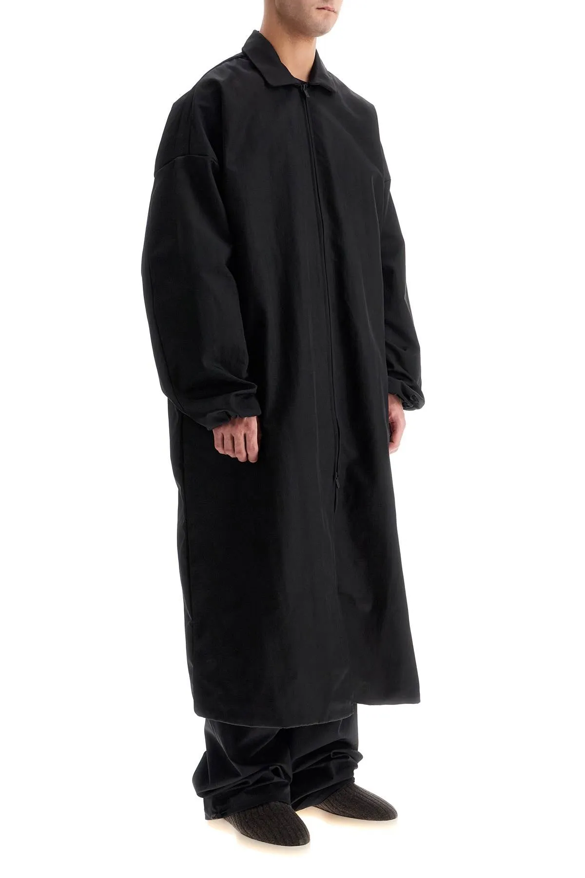 long nylon jacket with logo patch. 202BT246340F BLACK