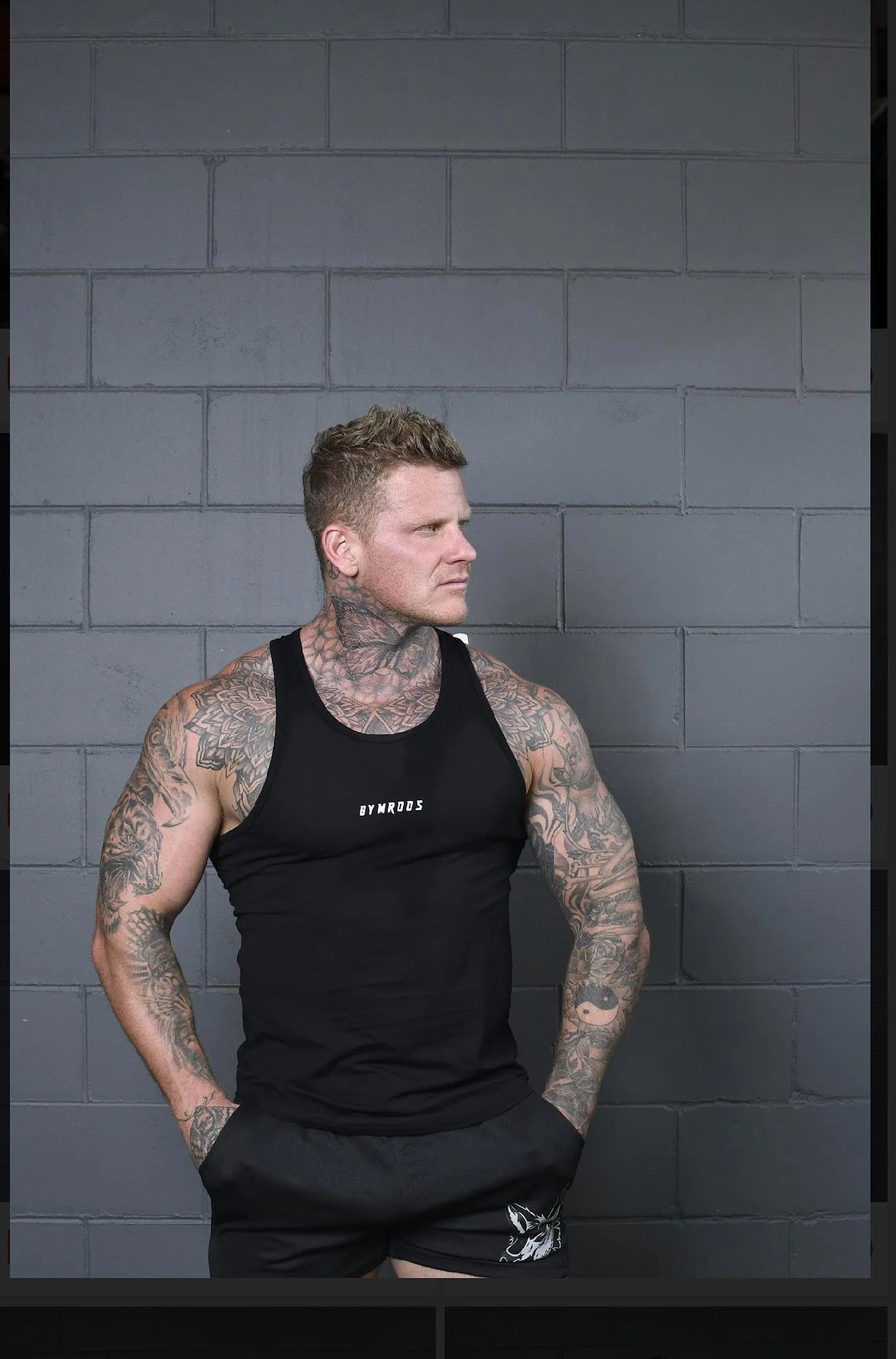 Roo Beater - Black