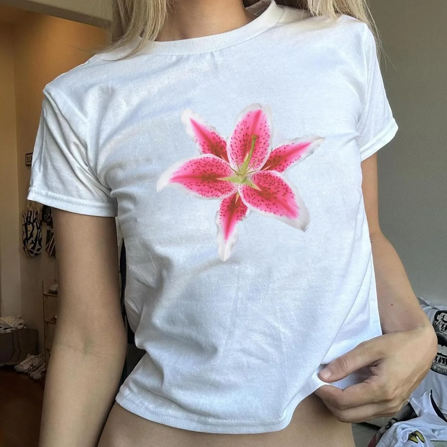 Women Graphic Baby Tees Vintage Cute Aesthetic Tops Y2K Fruit Printed 90s Crop Top Summer Cropped T Shirt