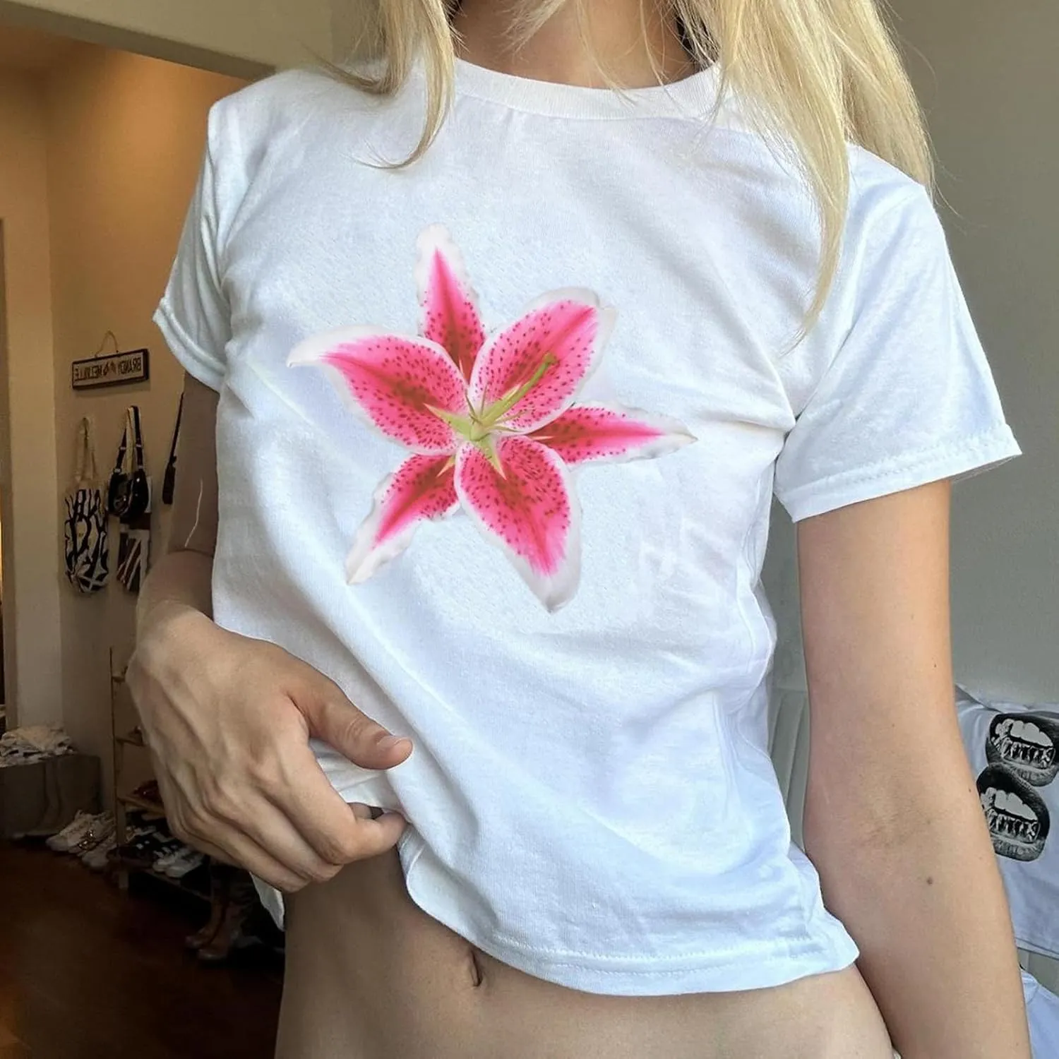 Women Graphic Baby Tees Vintage Cute Aesthetic Tops Y2K Fruit Printed 90s Crop Top Summer Cropped T Shirt