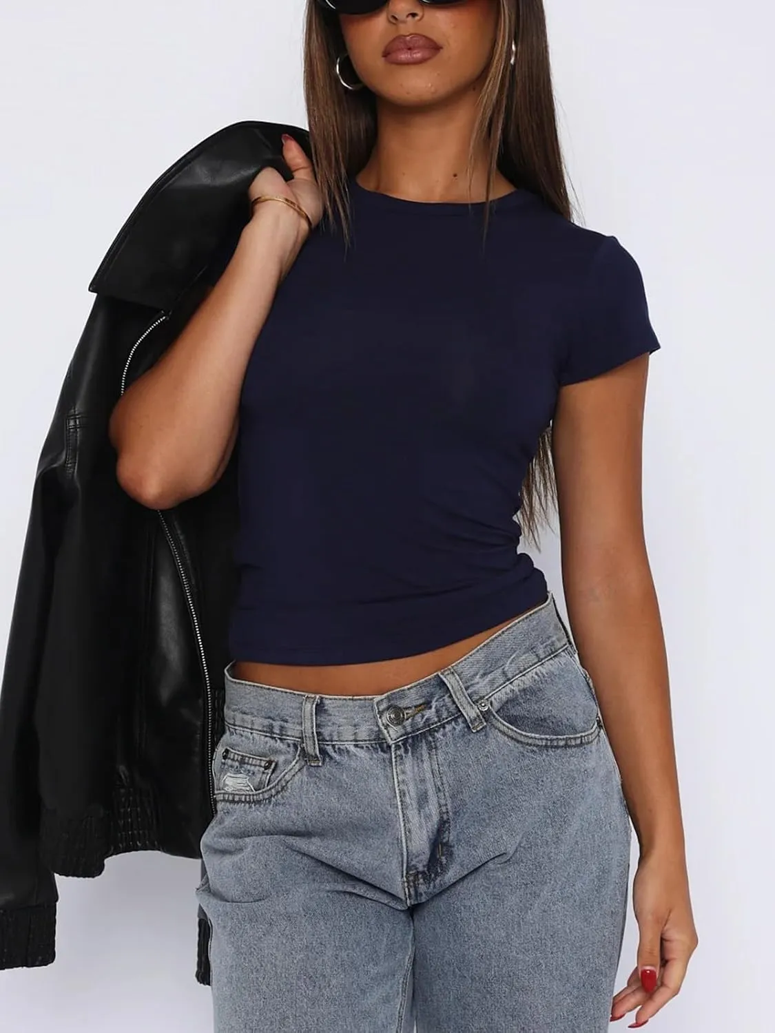 Women's Short Sleeve Tight T Shirts Crew Neck Slim Fit Summer Basic Tee Going Out Y2k Crop Tops 2025